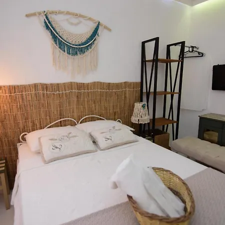 Oda ve Kahvaltı Araçatı Butik