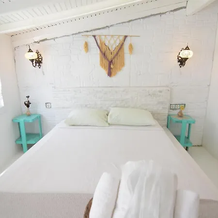 Aracati Bed & Breakfast Cesme
